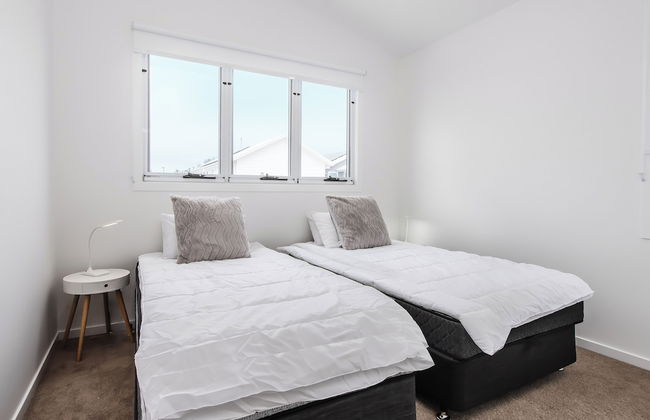 Duplex on Nautilus a Walk to the Beach - Photo 4