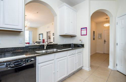 Luxurious Condo w Modern Design, near Disney - Foto 7