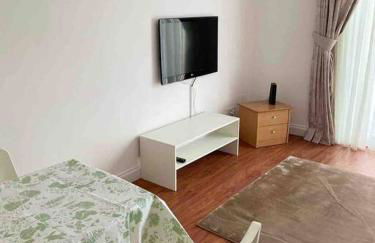 Modern 2 bedroom house with WIFI - Foto 5