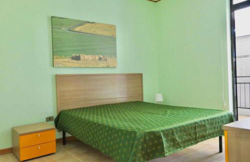 IssTravel, Holiday Homes in Marina di Bibbona from 400 to 900 meters from the sea, apartments 6 beds with private outdoor area - Foto 18