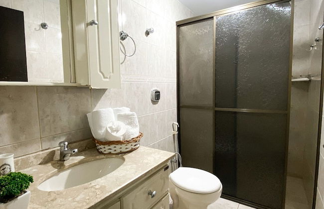 Casa 3 suites 1 quarto piscina AC 10 Hos - Foto 18