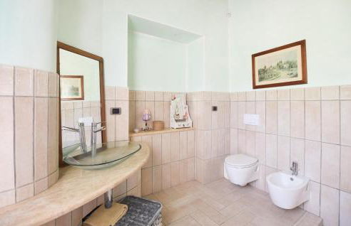 4 Bedroom Gorgeous Home In Satriano - Foto 33