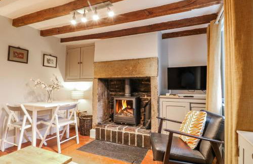 5 Belper Lane End - Photo 3