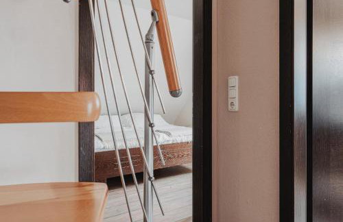 Skippers Inn - Photo 2