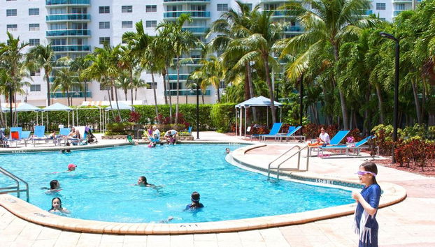 Ocean Reserve Oceanview Sunny Isles Luxury Condos - Photo 3