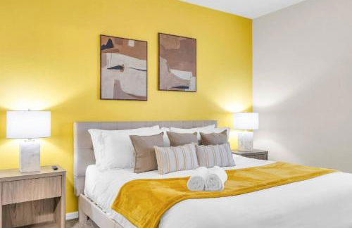 2BR Family Suite with Games & Pool - Foto 3