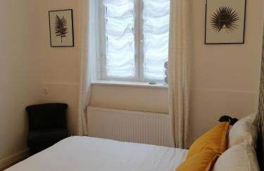 Au pied des remparts ... - Photo 3