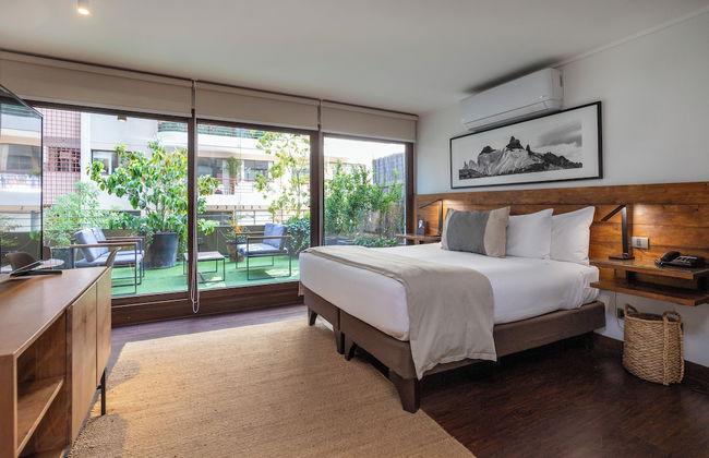 The Place - Photo 16