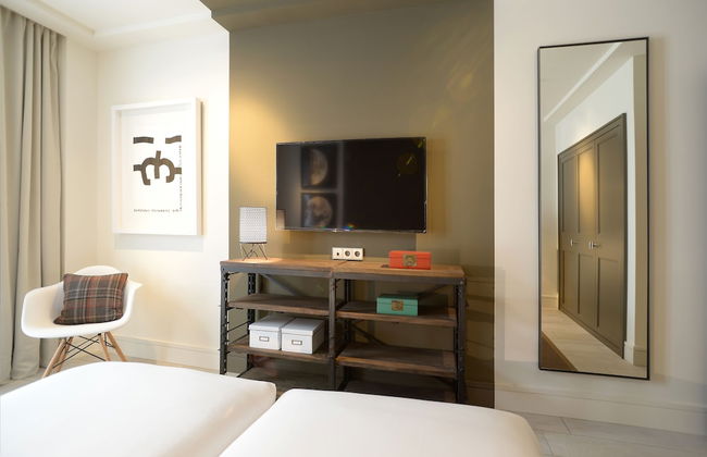 Midtown Apartments - Photo 8