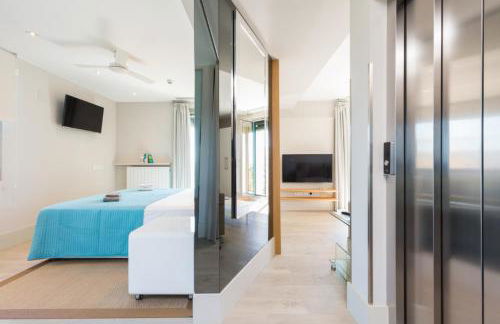 Kronos on the Beach Attic Suite - Foto 10