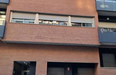 QEhome - confort, parking y cargador EV en el centro de Manresa - Photo 21