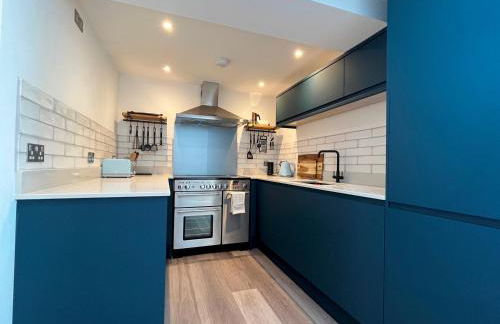 Marazion Charming Retreat for 6 with Social Garden - Foto 3