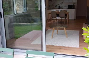 La Villa Bompard 48M2 Cœur de ville avec terrasse - Foto 15