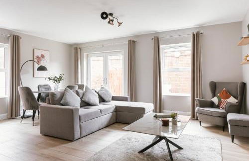 Luxurious 2 Bedroom City Centre Apartment Walking Distance to Everything Sleeps 6 - Foto 10