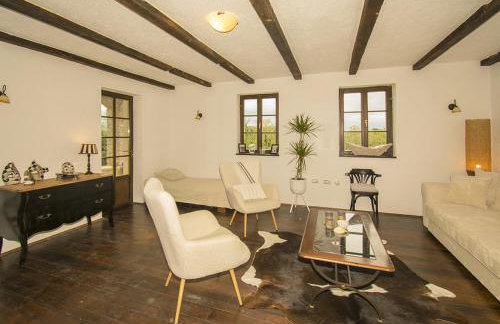 Peaceful Villa with Pool & Sauna, La Casa di Kyra - Foto 31