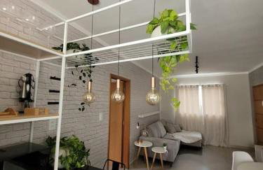 Apto 1o andar novo 2 Dorm - próximo ao centro - Foto 8