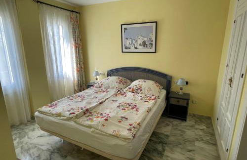 El Lobo de Mar Estepona - Photo 7