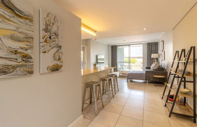 Experience Uninterrupted Comfort Fully Furnished 2br Flat Free From Loadsheding - Foto 10