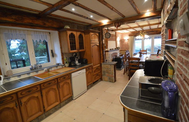 Family House with Large Garden & Games Room near Bambois Lake - Foto 15