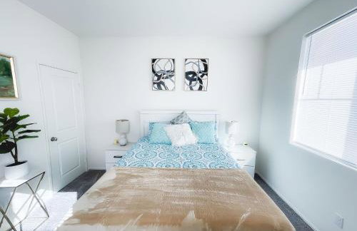 California 3-Bedroom Desert Escape With Garden - Foto 47