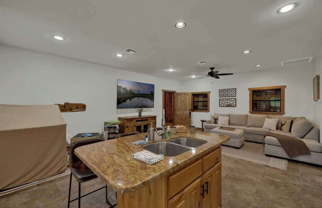 Oakridge Ranch: Pool + Hot-tub, Pickleball Court, Whiskey & Wine Room - Foto 17