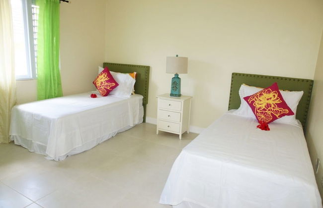 Ocho Rios Villa at Coolshade VI - Photo 16