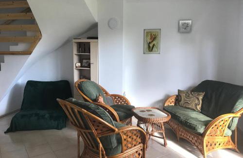 Charming Countryside Apartments - Photo 44