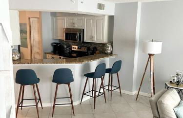 Quiet direct oceanfront 2 bed 2 bath condo w/pool - Foto 20