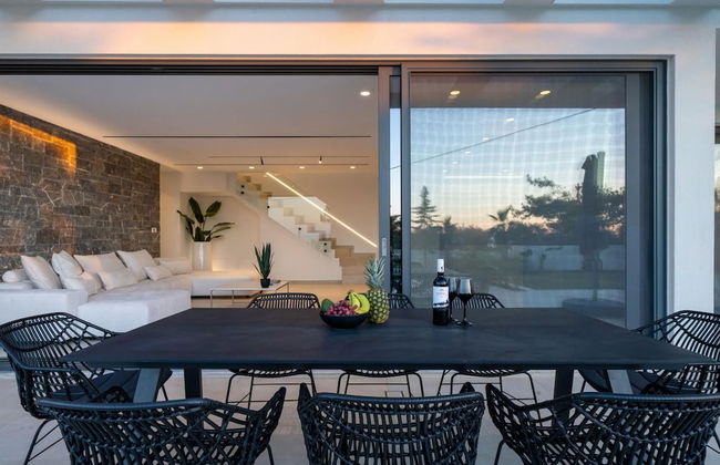 Aethra Grand- Luxury 5-bed Villa 850m From Beach - Foto 12