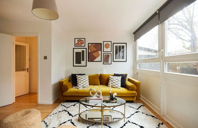 The Kennington Park Crib - Lovely 2bdr Flat With Garden - Photo 17