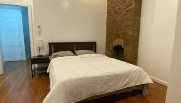 Modern Comfort 2BR Haven shared with the host - Foto 4