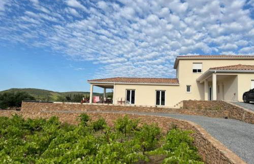 Villa L'esquirol With View and Pool - Foto 28