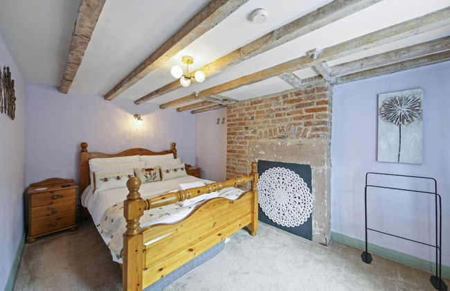 Host Stay Elsie s Escape - Photo 11