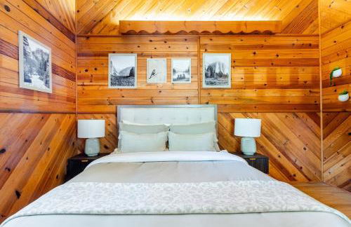 NEW LISTING, Near Yosemite South Gate entrance and town, King bed, Hot Tub, BBQ, Firepit & Mountain Views - Foto 25