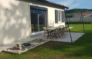 GITE chez mamie - 7 personnes A SAINTE LIVRADE SUR LOT - Foto 1