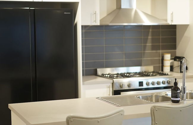 Captains Edge - Photo 8