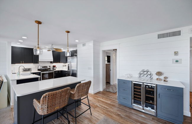 Magnificent Gulf View Condo 2 Bedroom Condo by RedAwning - Foto 7