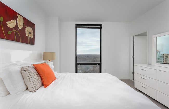 Global Luxury Suites at Reston Town Center - Photo 24