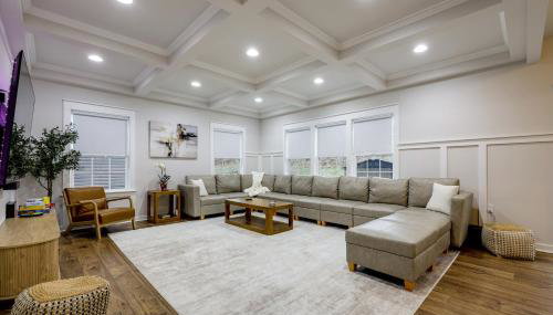 1 Mile to Quantico 5BR Home with Game Room! - Foto 2