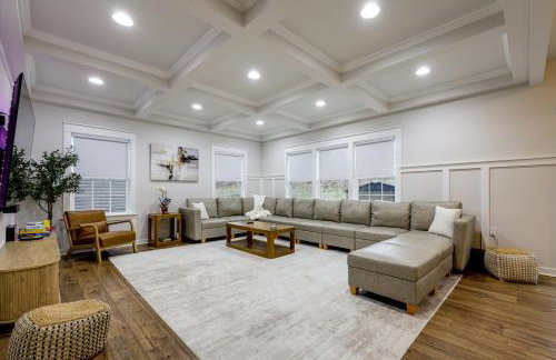 1 Mile to Quantico 5BR Home with Game Room! - Foto 2