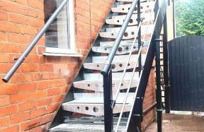 Charming 1 bedroom self-contained first floor flat - Foto 12