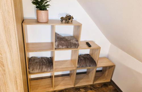 CJS Apartments - Chill or Drive am Nürburgring, new Box Spring Beds, new furniture, WLan, Spacious Rooms, Quiet Location - Foto 30