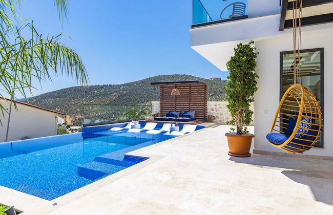 Luxurious 3 bed Villa Located in Kasantalya Turkey With Private Pool and gym - Photo 26