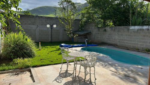 Casa na Serra de Macaé RJ Com Piscina e Churrasqueira - Foto 2