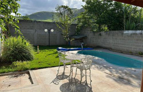 Casa na Serra de Macaé RJ Com Piscina e Churrasqueira - Photo 2