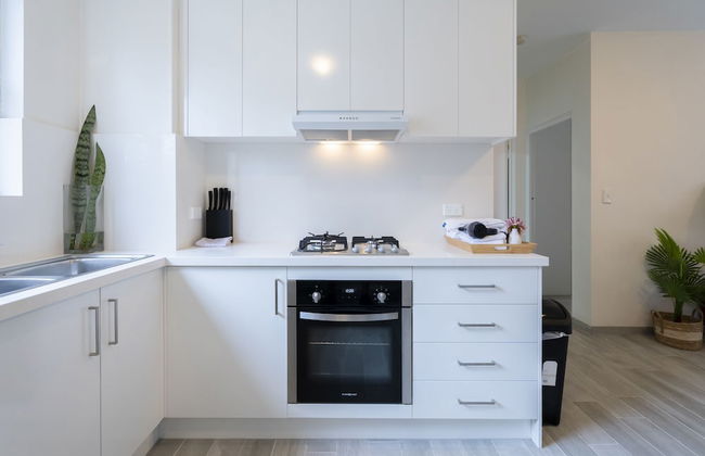 Lotus Stay Manly Apartment 29B - Photo 6