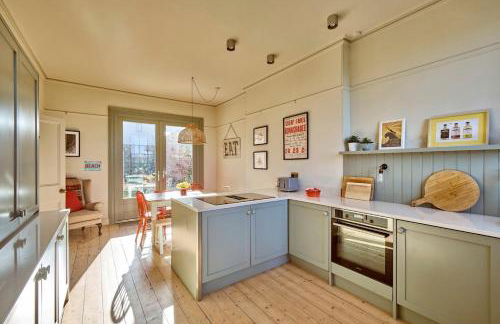 Charming townhouse with sunny garden - Foto 2