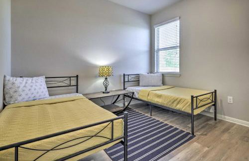 Family Home with Fenced Yard in Austin Suburbs! - Foto 19