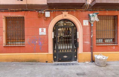 Apto Reformado con encanto by URBANHOSTS - Foto 24