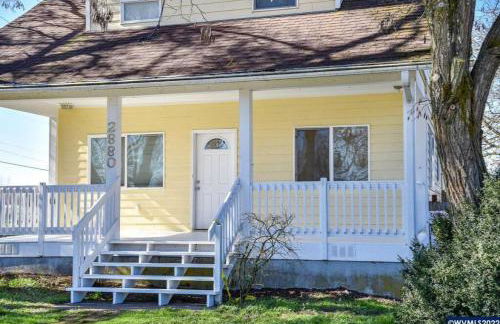 5 Bedroom House Cheerful Bungalow with AC Pet Friendly - Foto 3